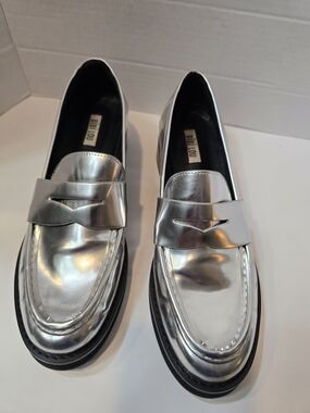 BIBI LOU Silver Metallic Penny Loafers - Women's Flats